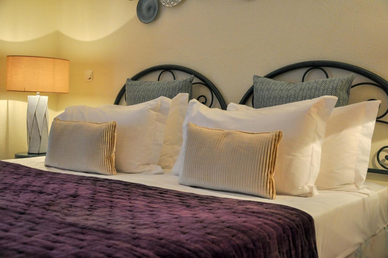 Casa Silwa - Chic 2Br Townhouse Duplex, 5Min To Beach & Pool Ferragudo  Extérieur photo