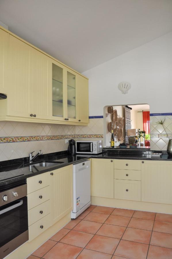 Casa Silwa - Chic 2Br Townhouse Duplex, 5Min To Beach & Pool Ferragudo  Extérieur photo
