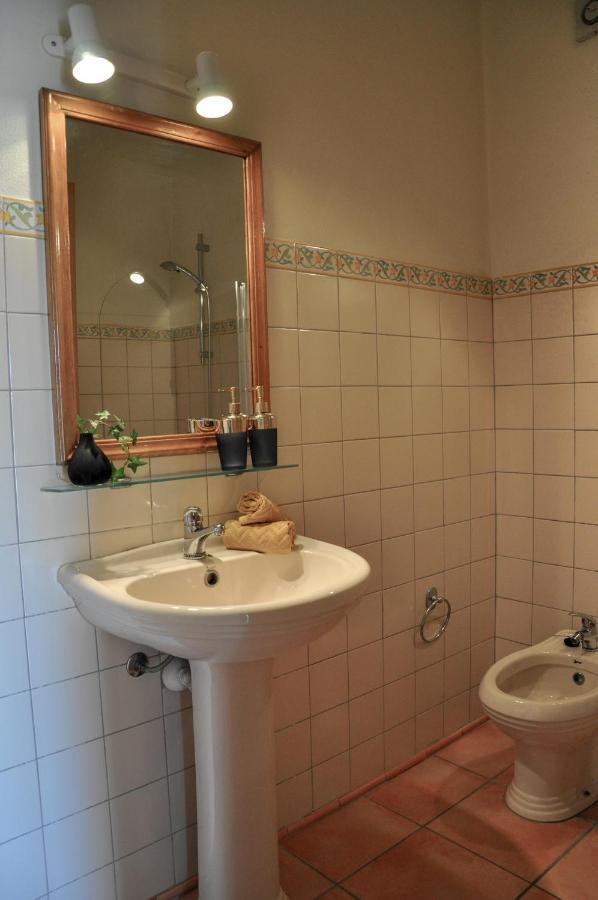 Casa Silwa - Chic 2Br Townhouse Duplex, 5Min To Beach & Pool Ferragudo  Extérieur photo